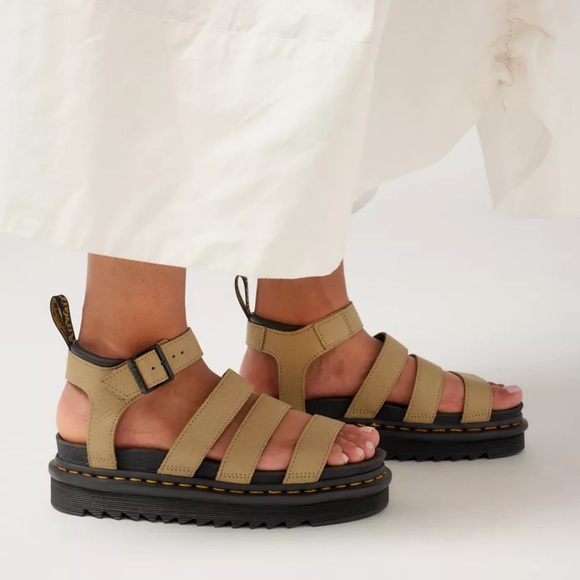 Dr. Martens Shoes - Dr. Martens Blaire Pisa Leather Strap Sandal Green Size 6/37 NWOT